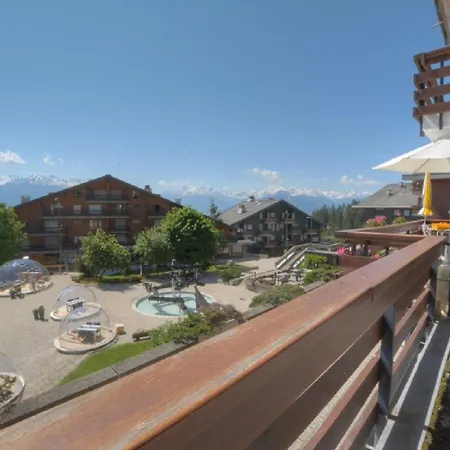 Apartment Saturne 108 Sur La Place Du Village A Anzere